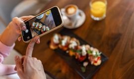 Influencerzy gastronomiczni i restauratorzy, którymi warto się zainspirować w 2025 roku